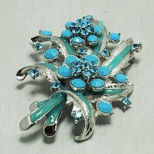 Bijou vintage silver tone turquoise colored stone pin